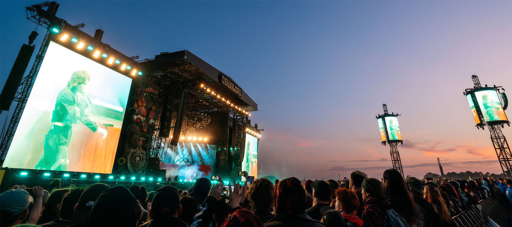 bring_me_the_horizon_download_festival 1800x800 | Boost Guitar Pedals