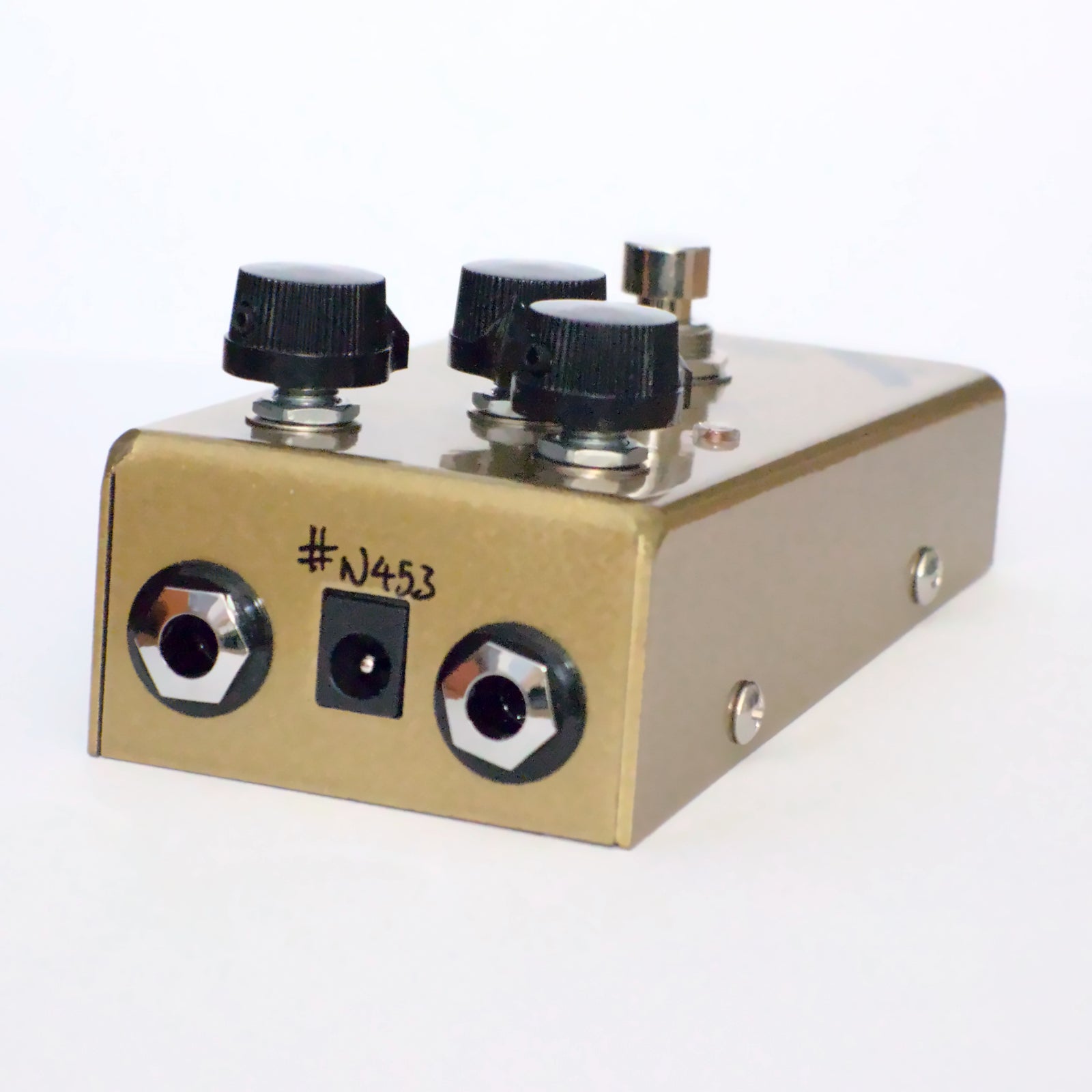 FREDRIC EFFECTS Golden Eagle – rear angle showing connections