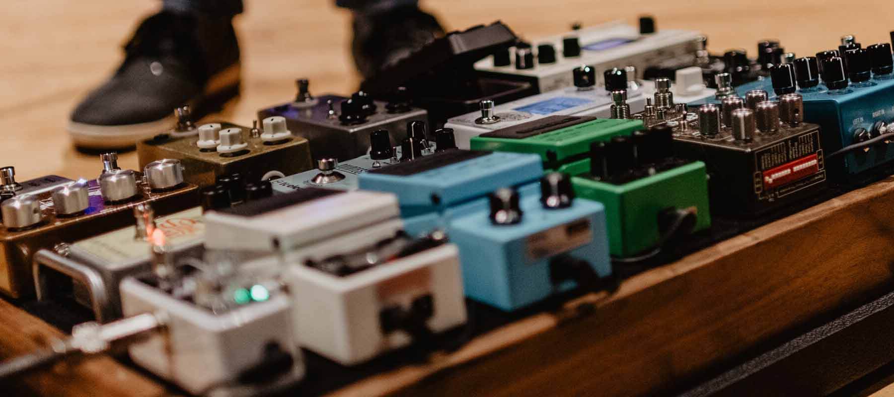 What is pedal stacking? | Boost guitar pedals