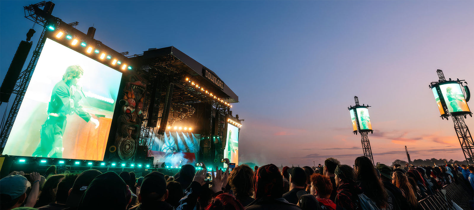 bring_me_the_horizon_download_festival 1800x800 | Boost Guitar Pedals