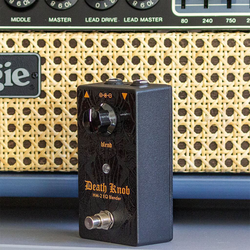 DUNN EFFECTS Death Knob HM-2 EQ Blender front context 1024x1024 | Boost Guitar Pedals