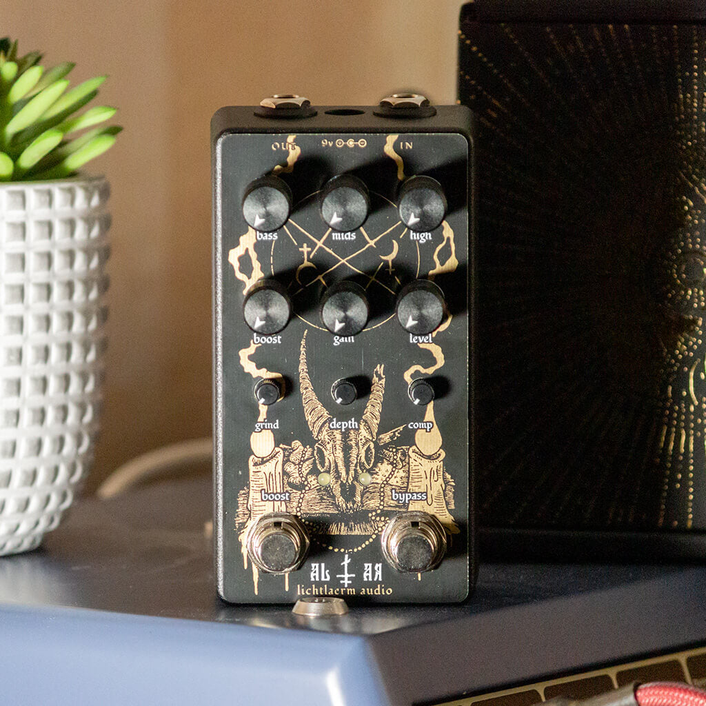 LICHTLAERM AUDIO Altar MKIII Doom Sludge Fuzz front context 1024x1024 | Boost Guitar Pedals