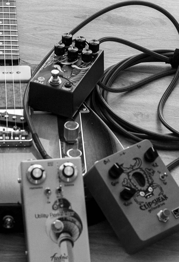 What is a Wet/Dry/Wet Rig, and How to Set it Up? - Boost Guitar Pedals