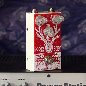 GREENHOUSE EFFECTS Roots Echo Right Context | Boost Guitar Pedals