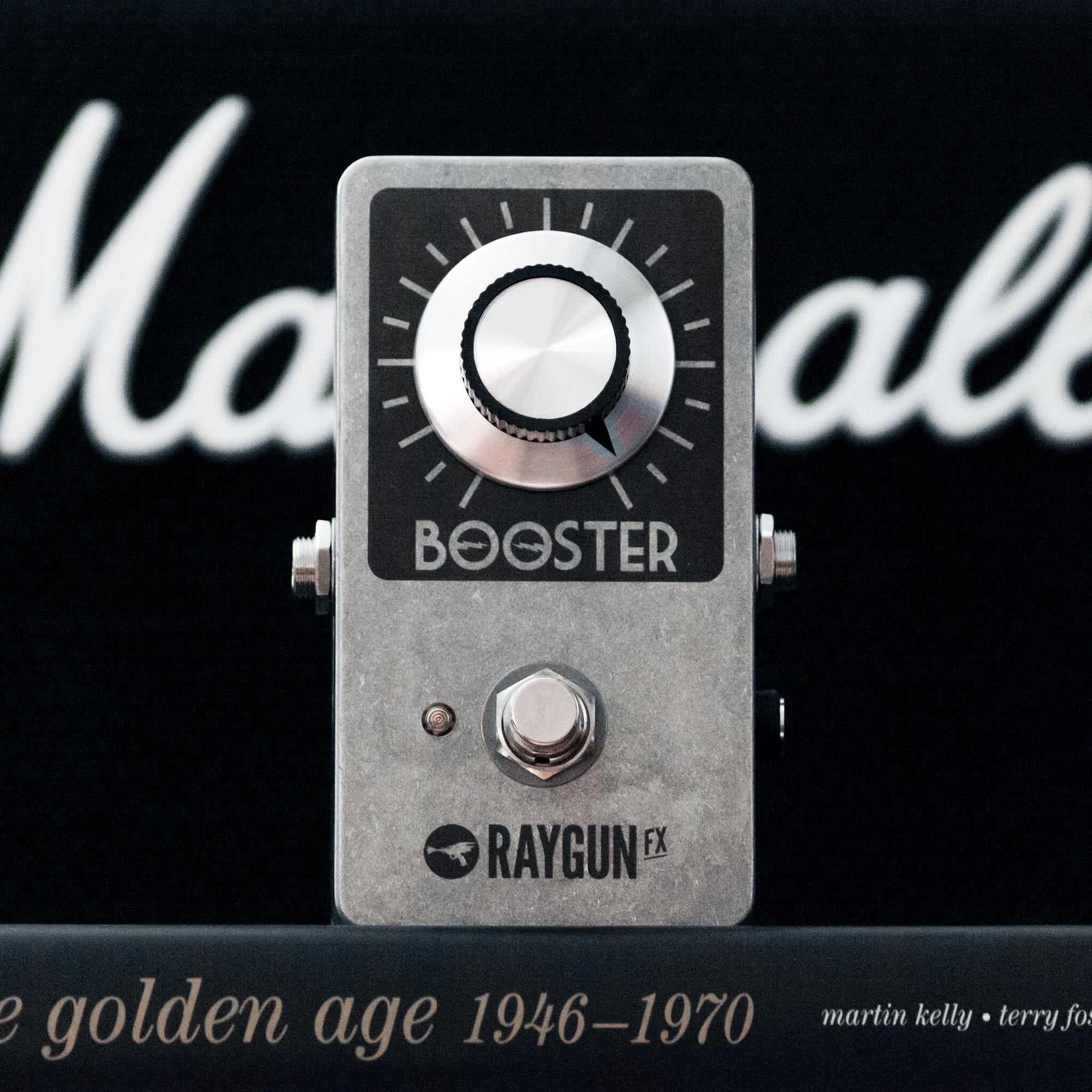 Raygun FX Vintage Booster Context - Boost Guitar Pedals